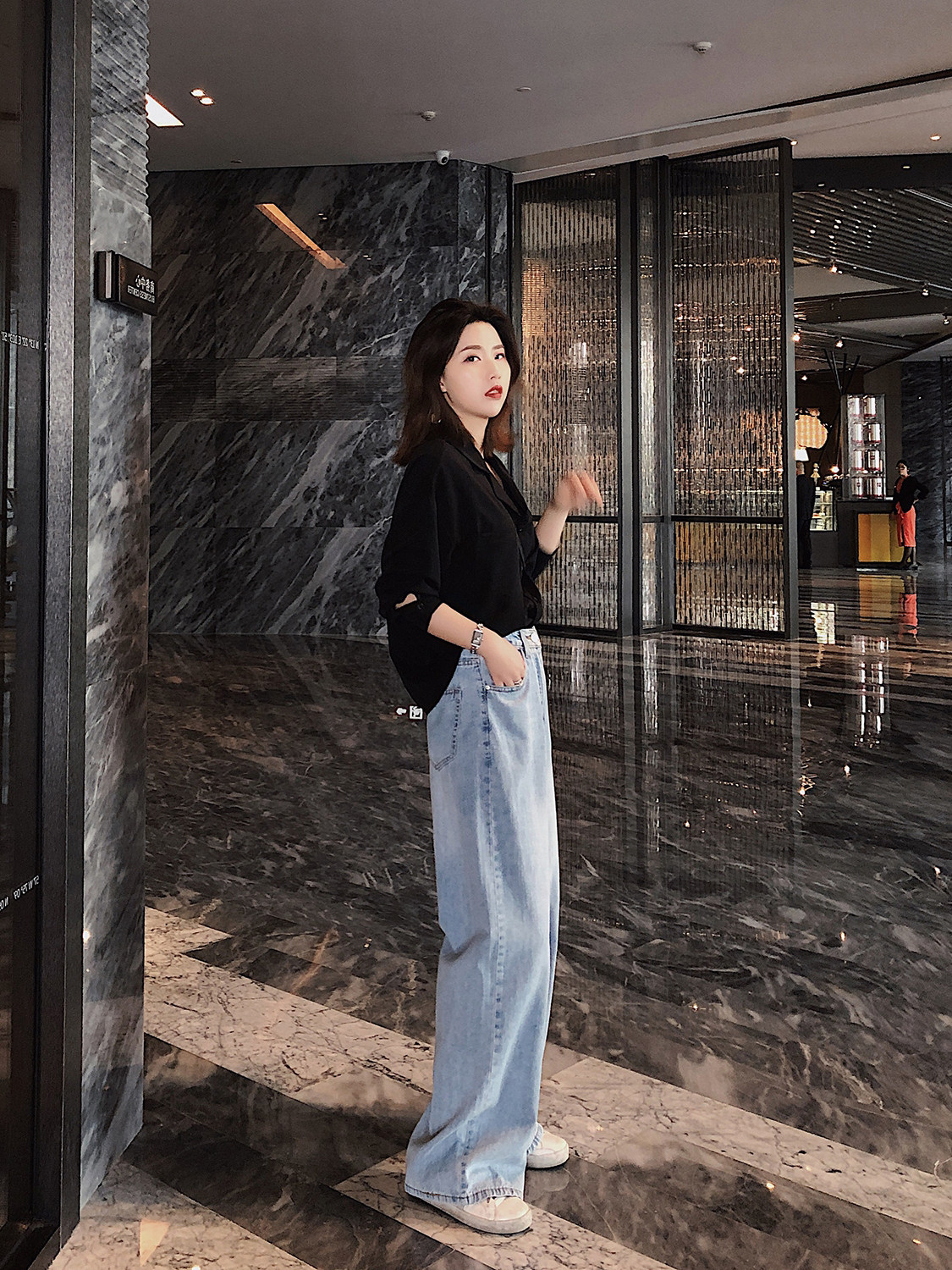 适合胯大腿粗的裤子高腰直筒裤梨形身材女穿搭显瘦大码阔腿牛仔裤