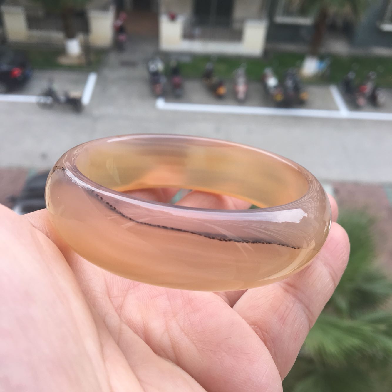 巴西天然冰透朱砂黄冰玛瑙手镯水润圆滑加宽手镯