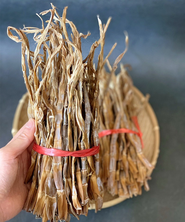 安徽黄山特产干货无盐小竹笋干野生农家自制晾晒水竹嫩春笋250克