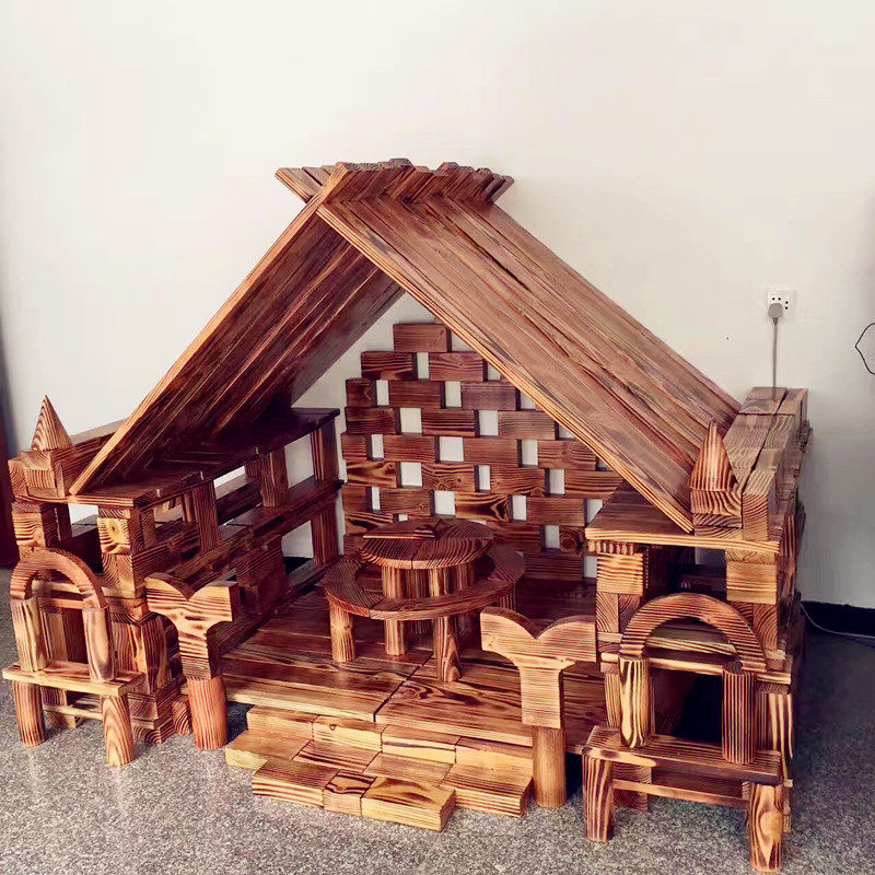 幼儿园户外炭烧积木大型拼搭构建原木碳化碳化木塑料积木