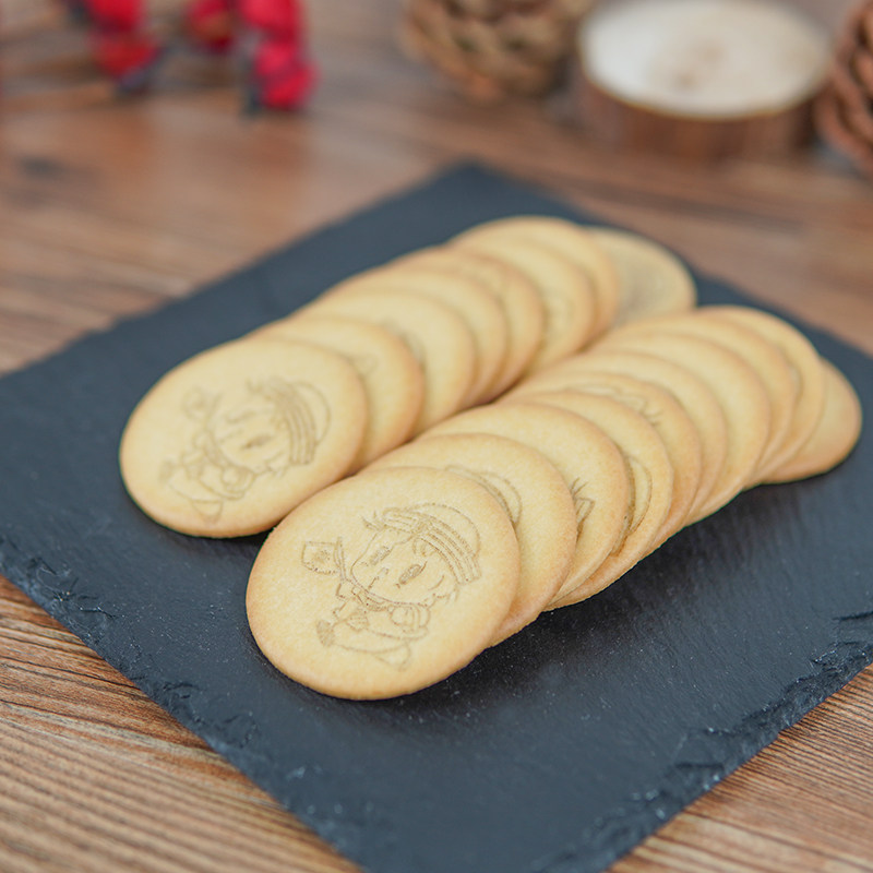 饼干正航荷兰风味鸡蛋礼盒2斤早餐卡通营养酥性饼干