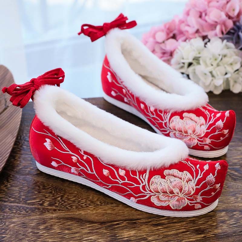 原创冬款加绒淡雅古装绣花鞋汉服鞋子子女古风布鞋