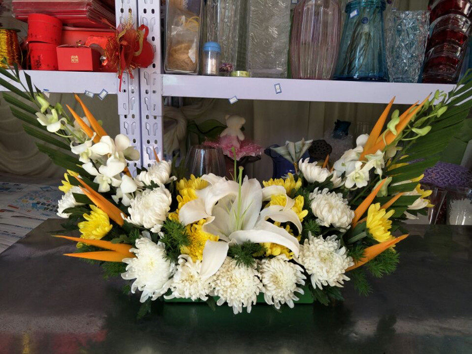 遗像花篮追悼会殡仪馆丧事葬礼祭奠鲜花北京八宝山追悼