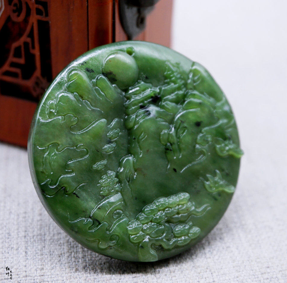 新疆和田碧玉山水山水玉玉牌吊坠风景无事仙鹤颈饰