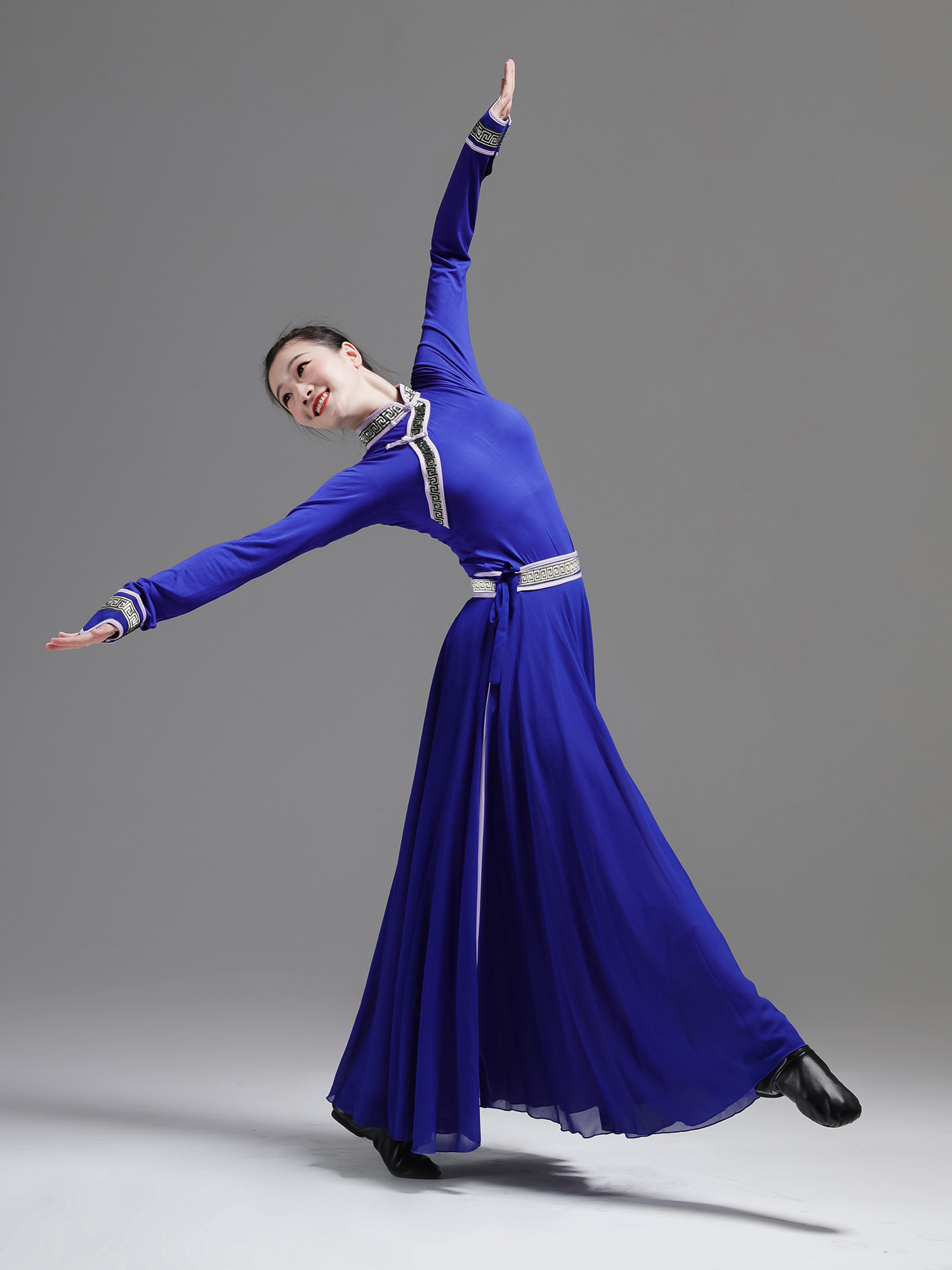 定做女裙蒙古民族课间练习练功顶碗筷子舞蹈民族服装