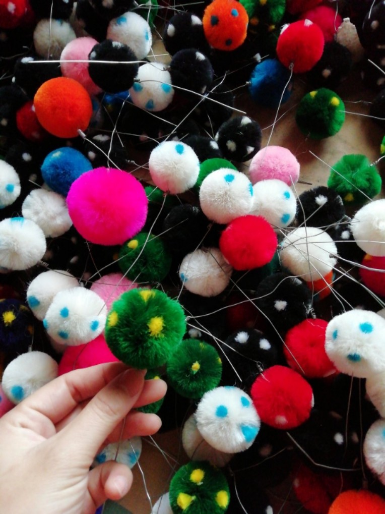 蚕丝加密绒球丝球京剧戏剧戏曲头盔帽子用品扣