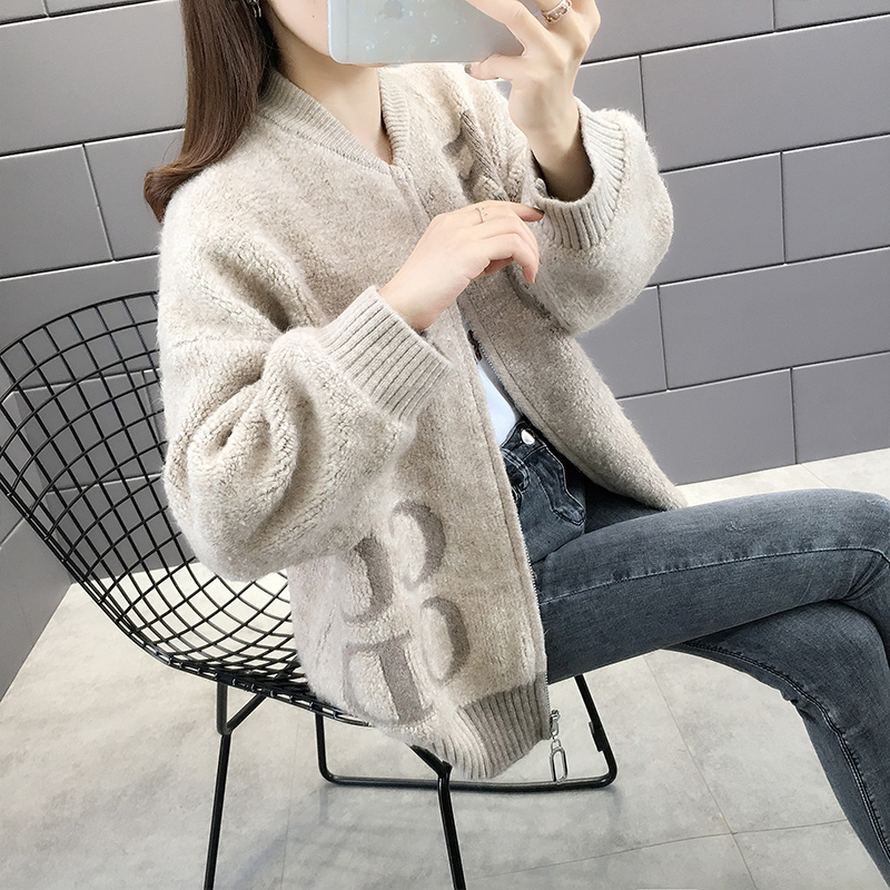 雪尼尔外套女拉链针织开衫2021春秋新款韩版宽松字母毛衣外套加厚