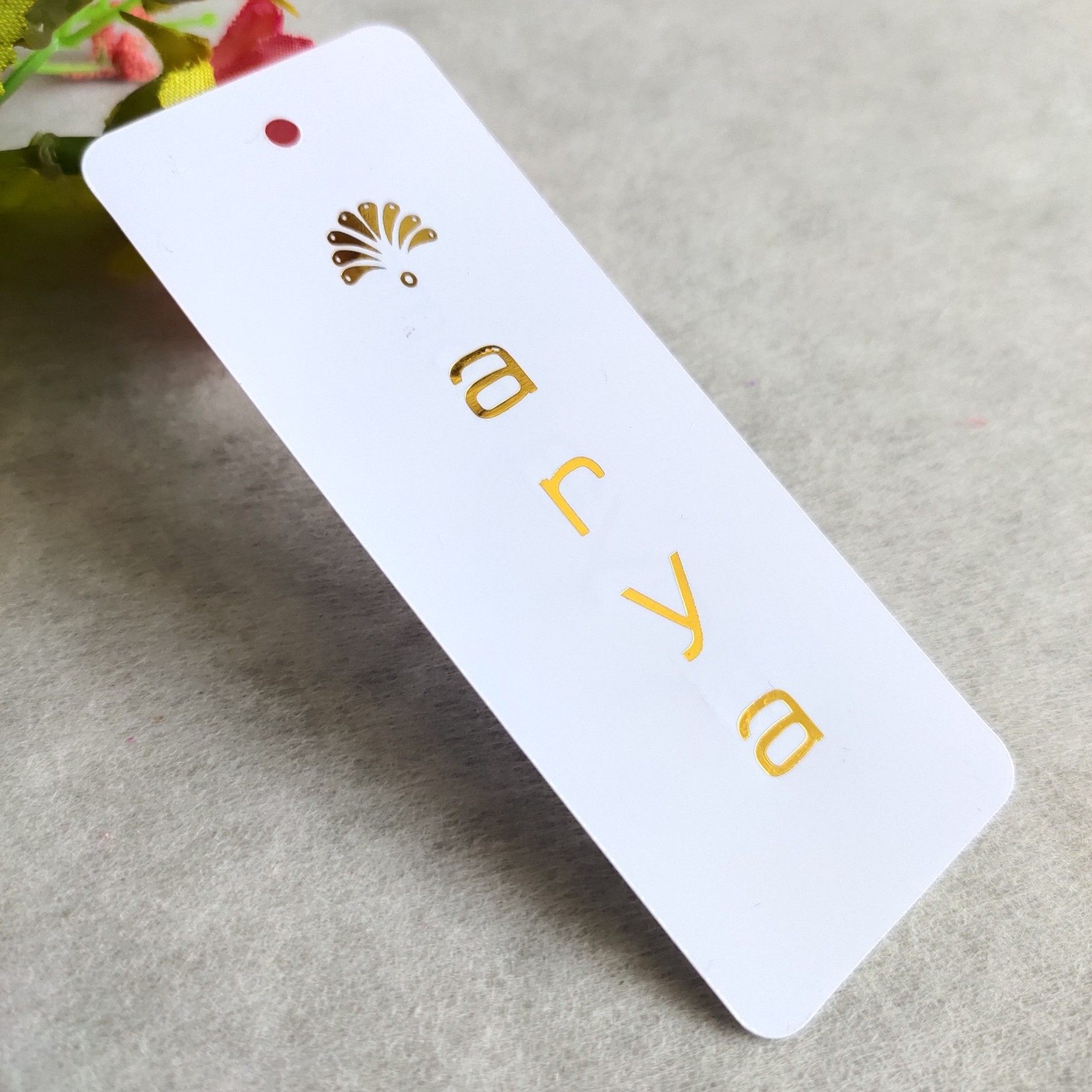 物料标识卡片彩色pvc吊牌定做防水塑料磨砂吊牌