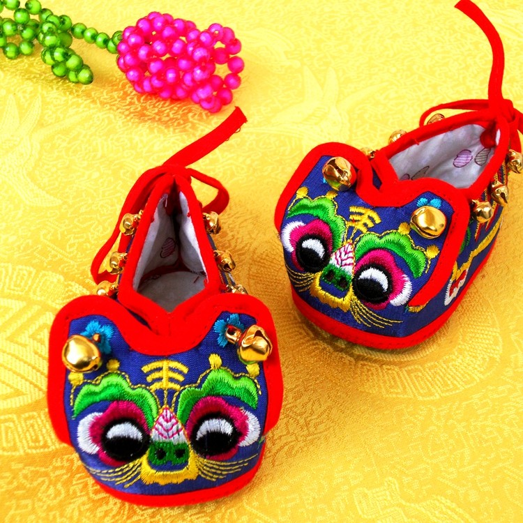 老虎新生婴儿鞋纯手工男女宝宝虎头春秋软底婴儿步前鞋