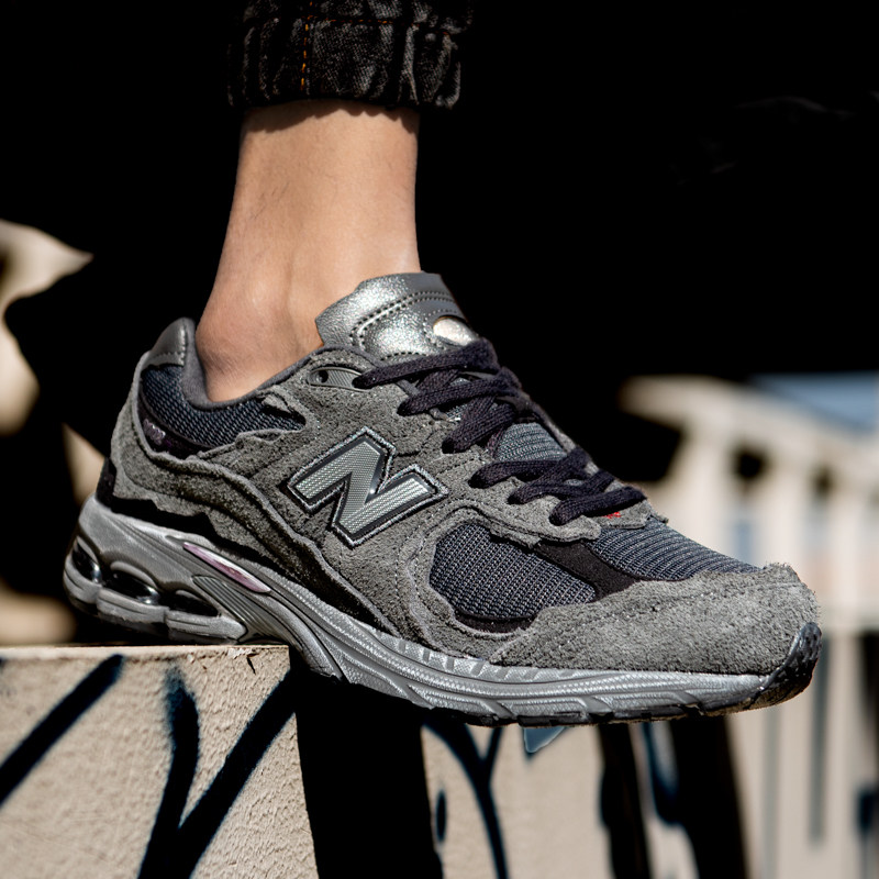 新百伦旗舰店官方正品男鞋2002r云雨乞丐复古休闲运动休闲鞋