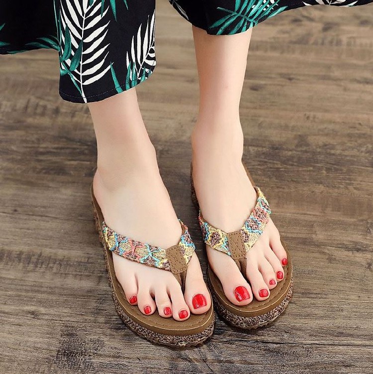 拖鞋缅甸女人字拖软底新款家用防滑韩国洗澡人字拖