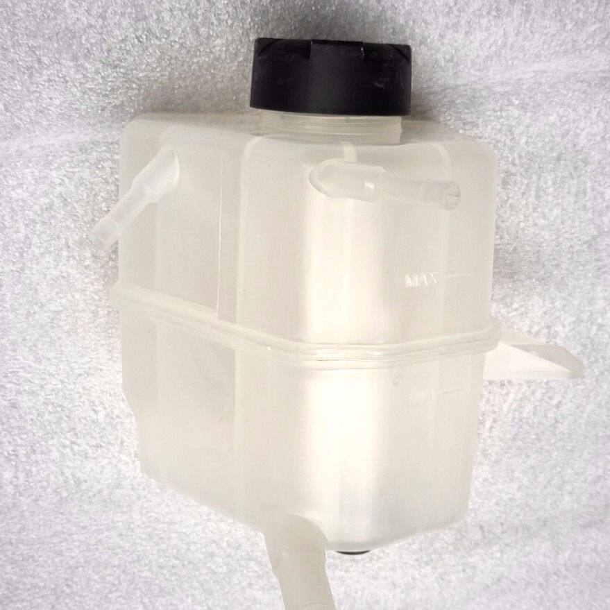 奇瑞凯翼c3防冻液水壶瑞麟x1副水箱c3r膨胀箱冷却液水壶原厂