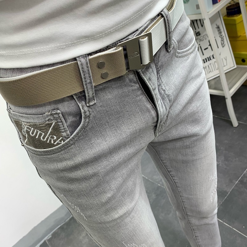 夏季新款潮牌牛仔裤男修身小脚裤韩版弹力刺绣浅石灰男士九分裤子