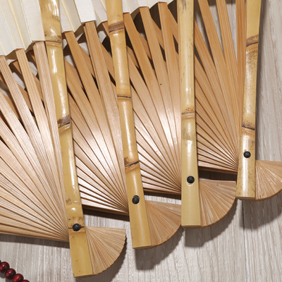 精品9.5寸18方留青罗汉竹折扇文玩折扇苏工素白宣纸扇面 佛肚竹扇