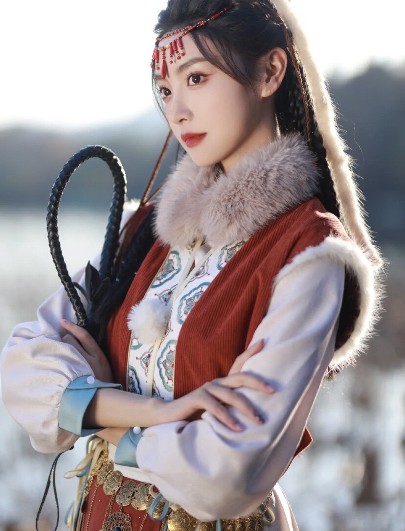 惊鸿初见唐制改良小枫同款cos汉服女冬季唐褙子圆领破裙套装大漠