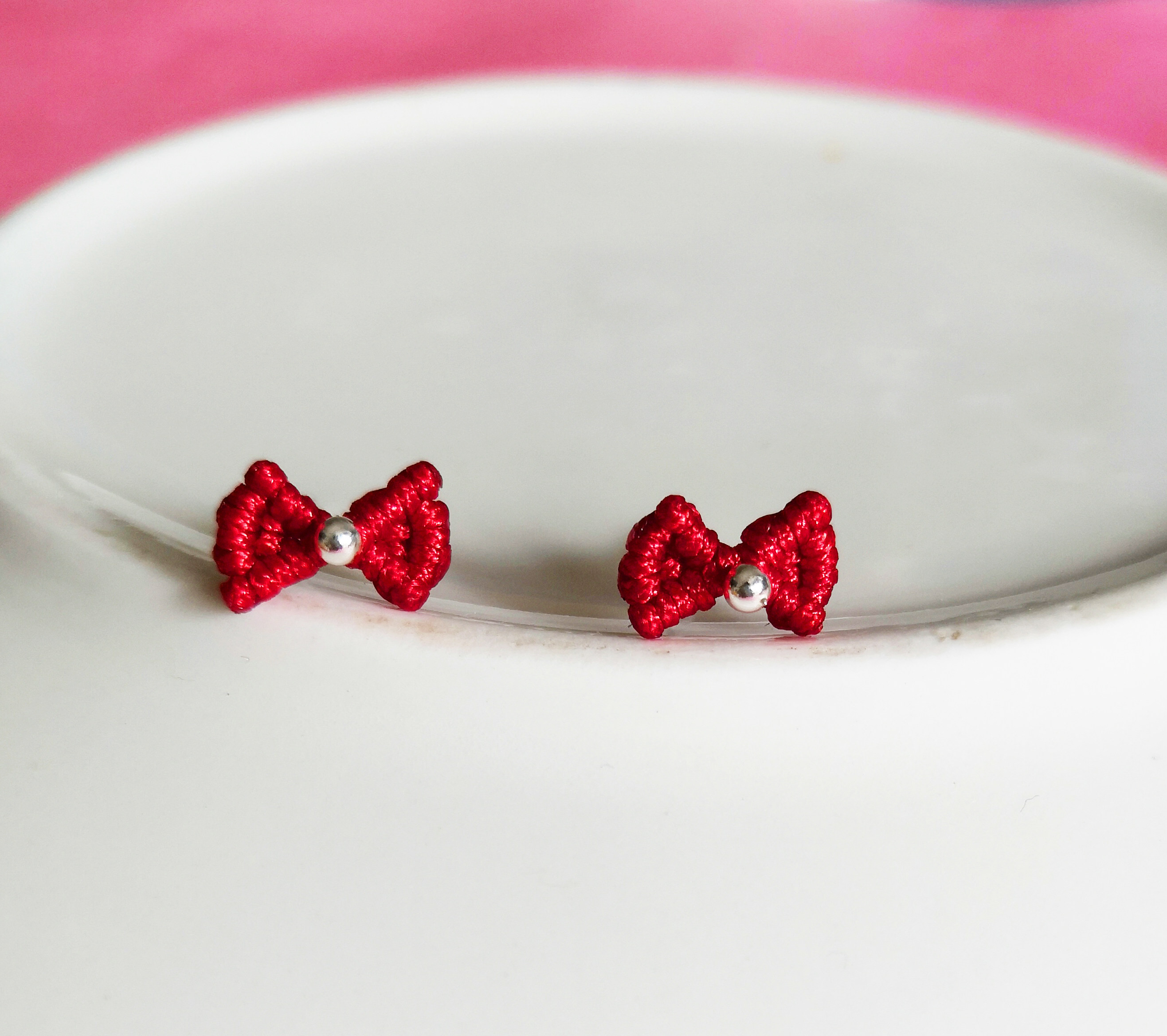 红绳蝴蝶结耳线小人手工编织饰品时尚气质百搭耳线