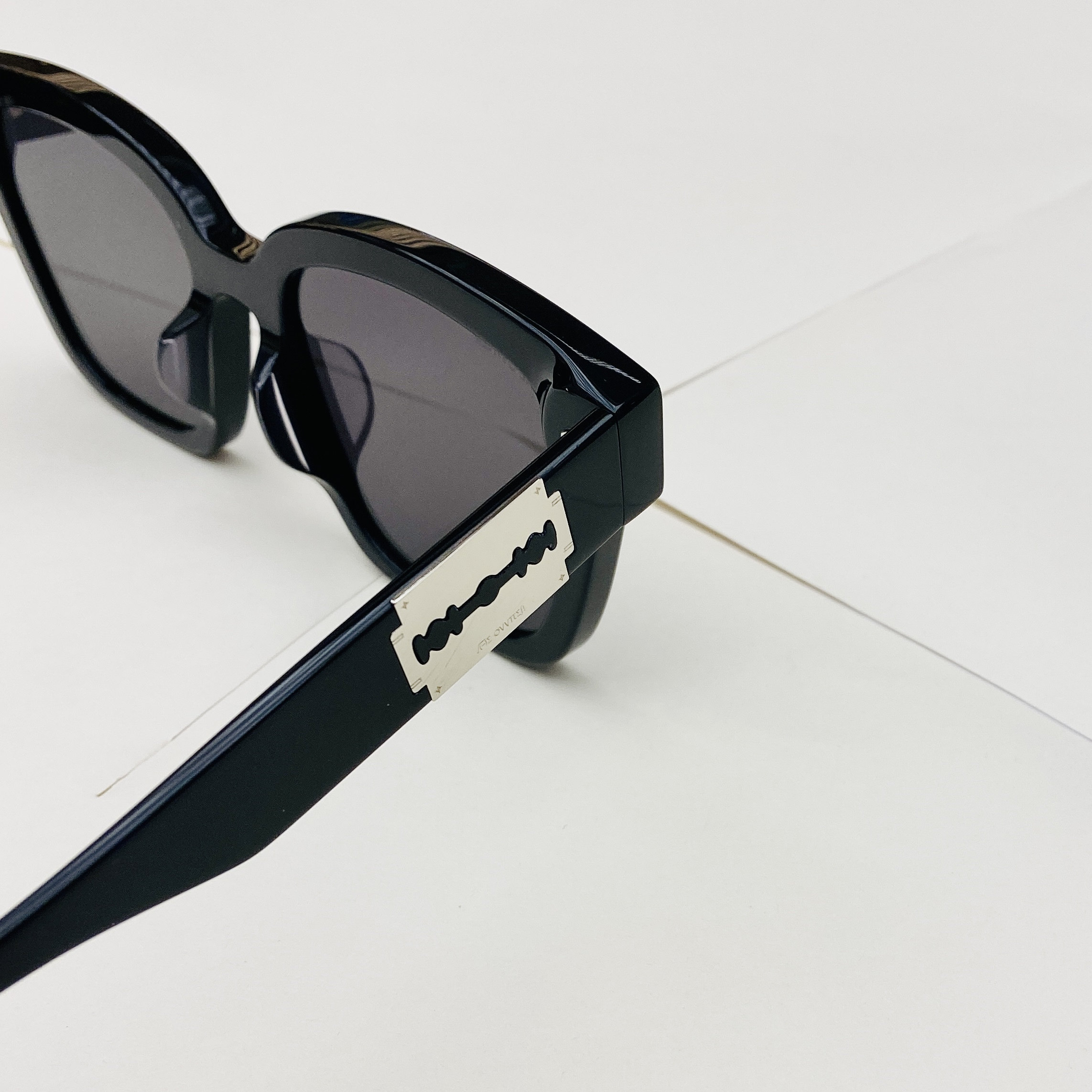 上野theowner入戏rapid王嘉尔同款男女黑框个性太阳眼镜