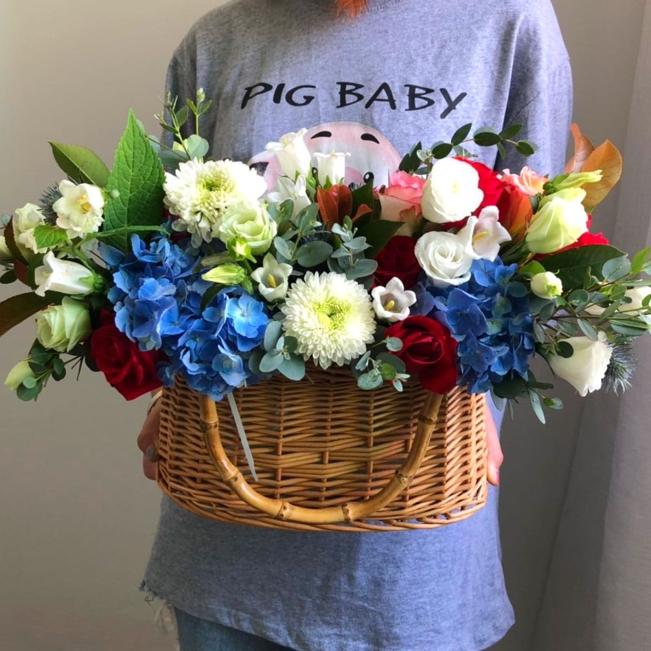 宁波镇海北仑鲜花同城速递新款藤编手提篮女友鲜花速递同城