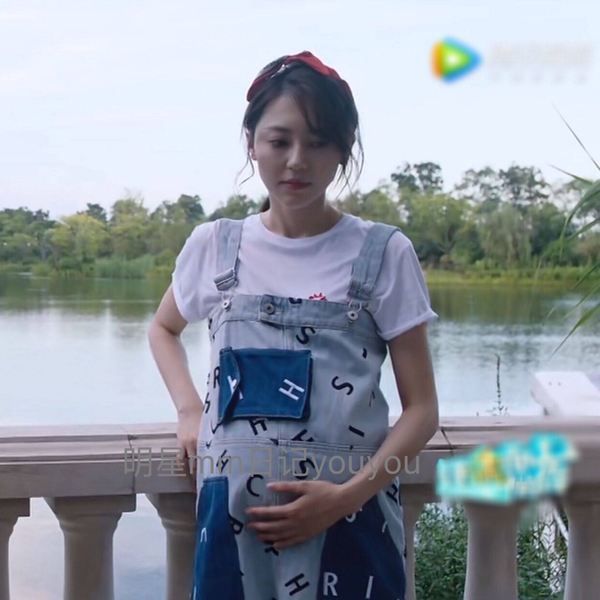 逆流而上的你黄梦莹高蜜高密同款孕妇背带裙大码连衣裙2020新款夏