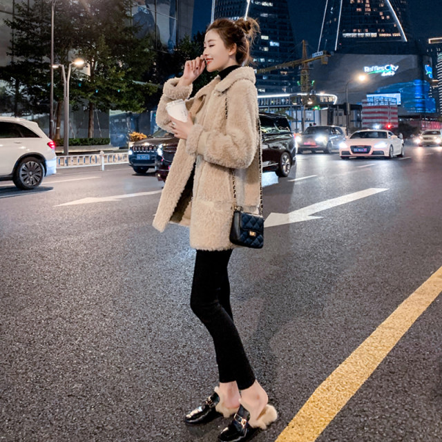 20 winter fur one-piece lamb wool coat female Korean version of thick grained sheep shearing mid-length suede cotton jacket 20 winter fur one-piece lamb wool coat female Korean version of thick grained sheep shearing mid-length suede cotton jacket