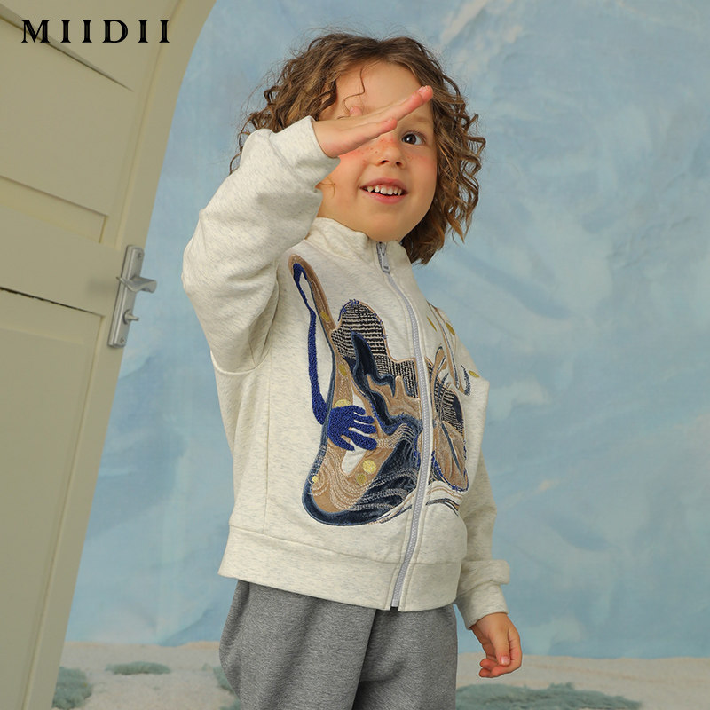 谜底童装男童中大立领抽象艺术绣花拉链开衫普通外套