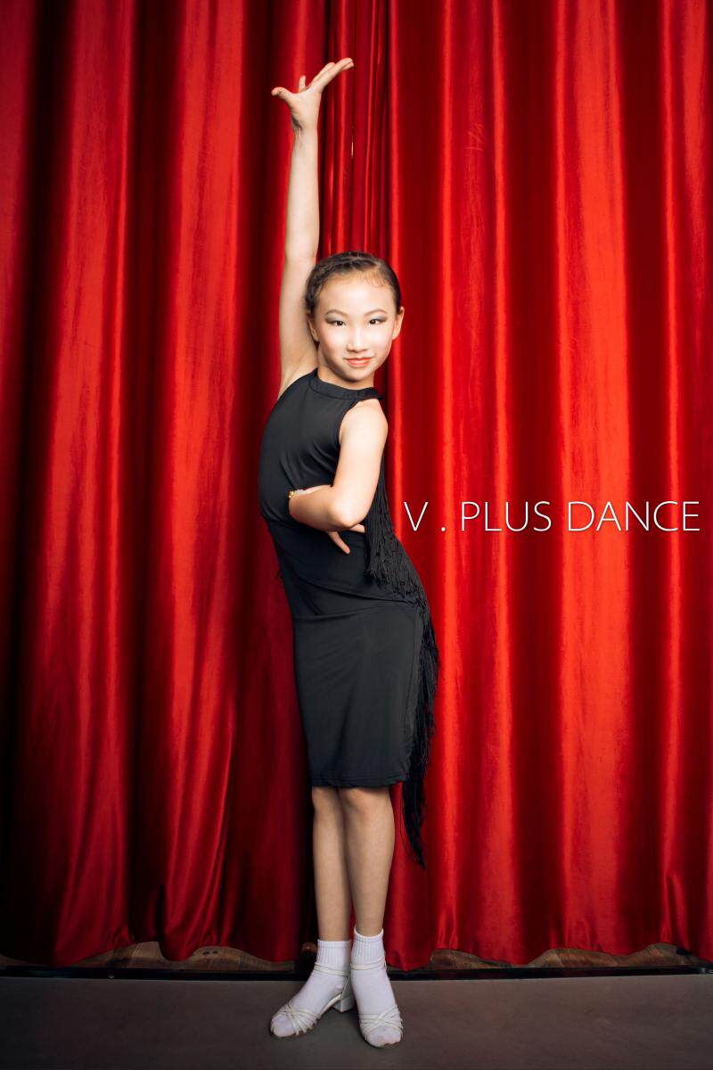 v.plusdance高雪少儿拉丁舞流苏小黑吊带拉丁舞下装