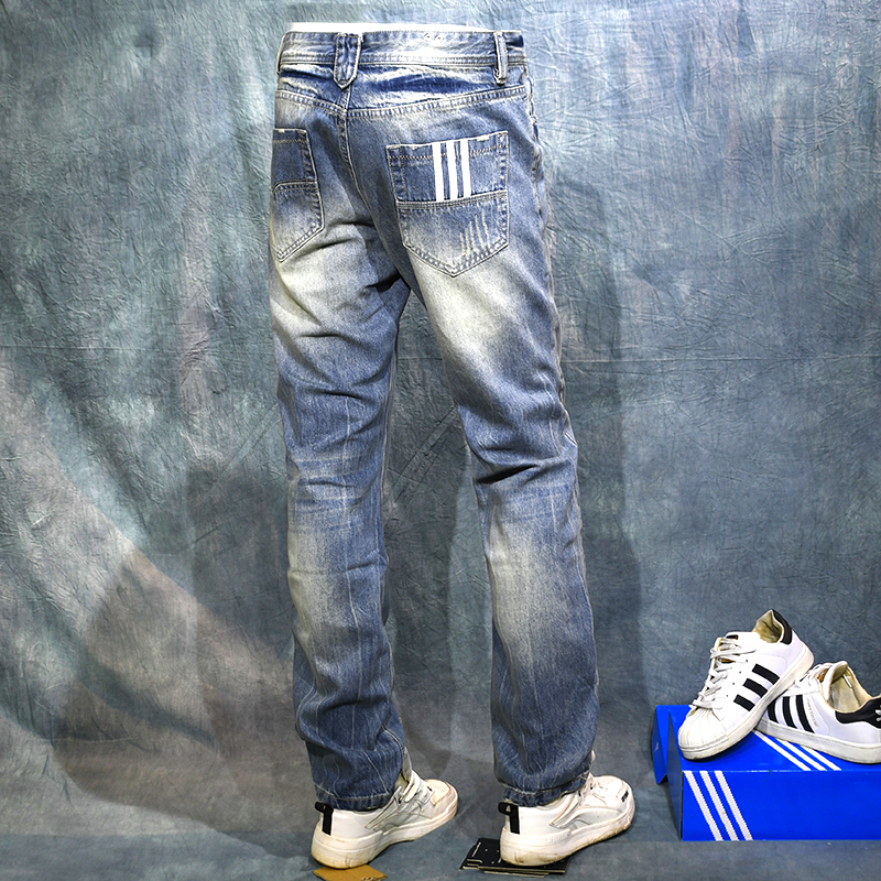 秋冬季潮牌牛仔裤男士复古水洗牛仔裤浅蓝男青年宽松直筒大码长裤