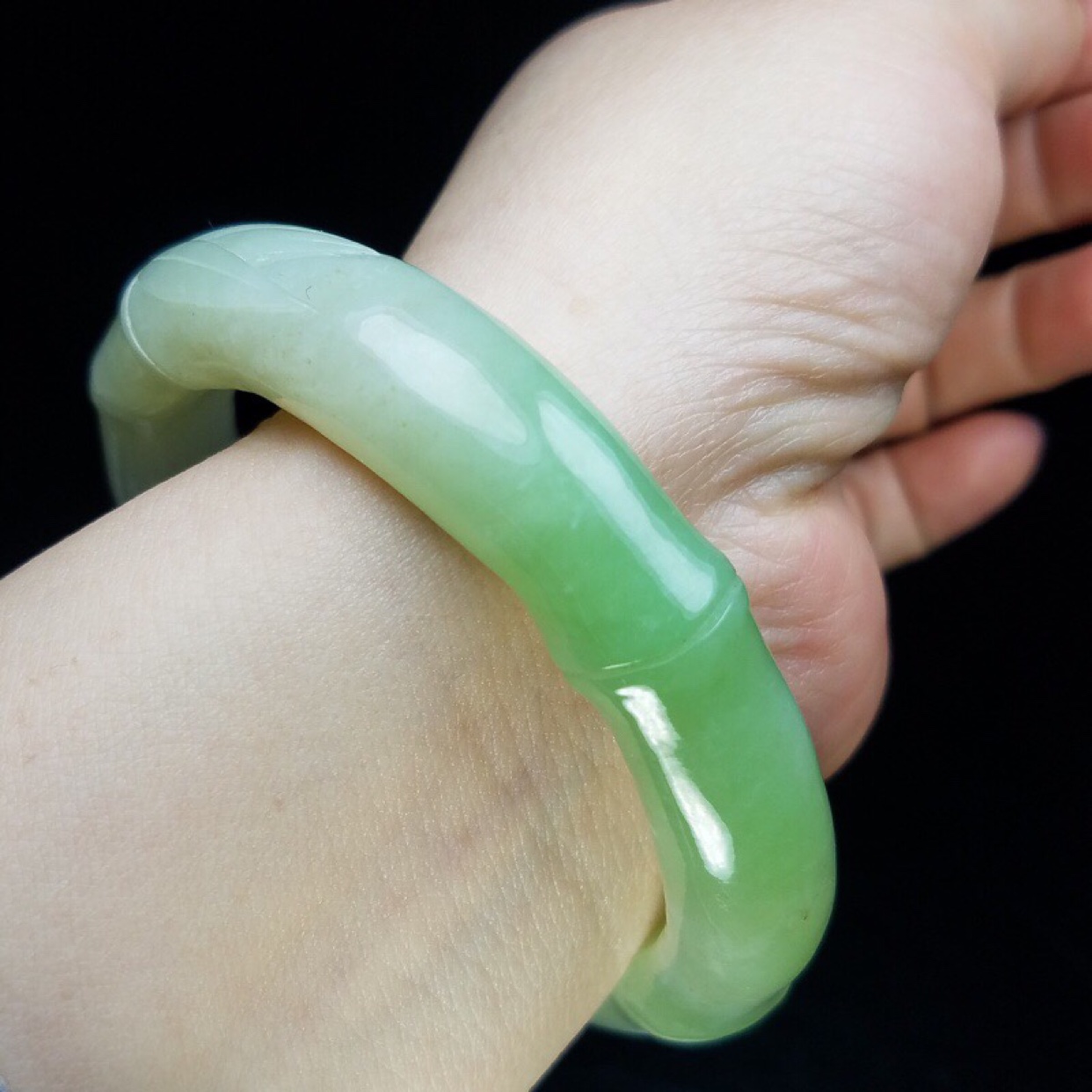 新款纯天然和田玉俄节节节节高高升竹节翠青手镯手饰