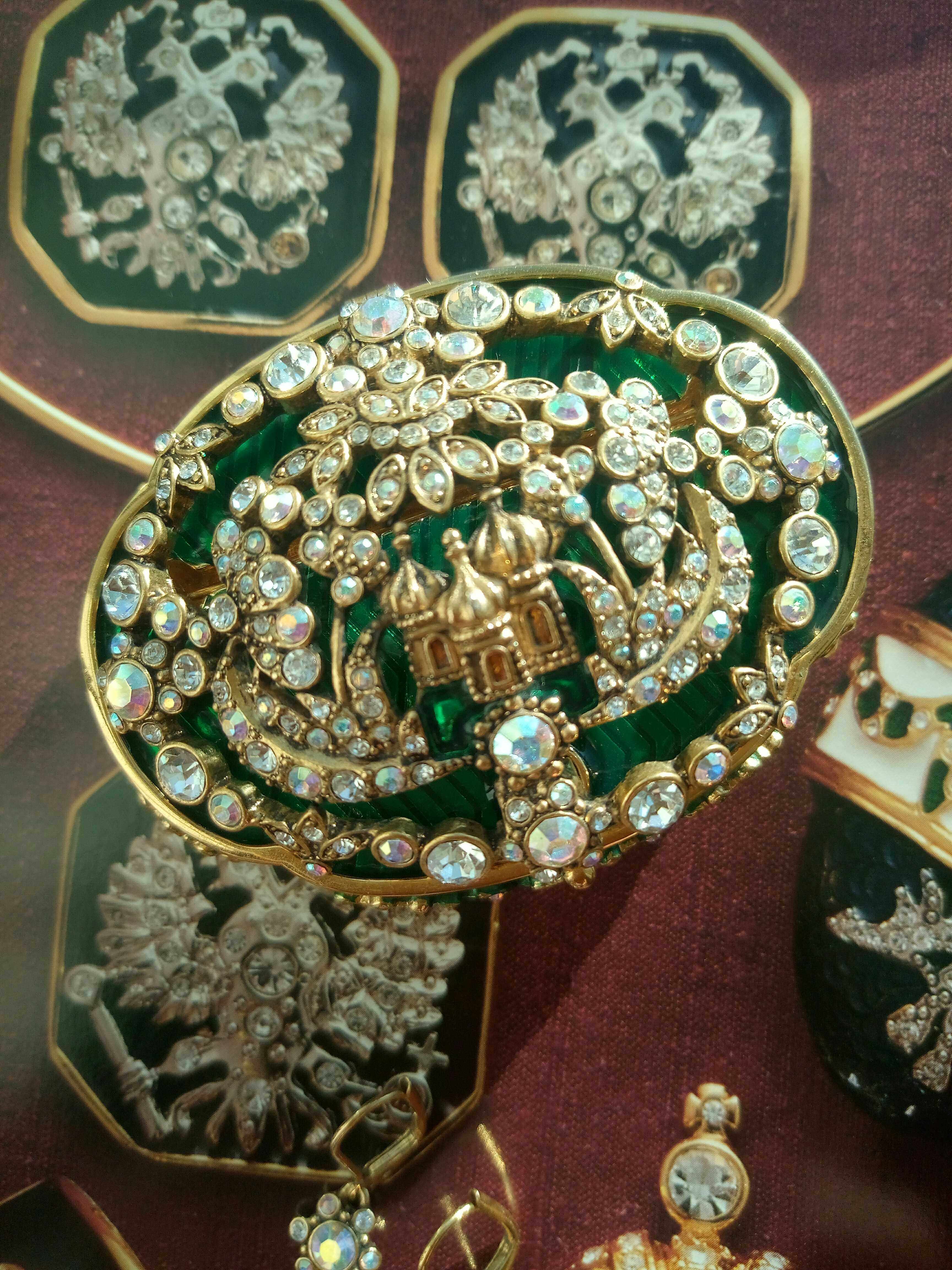 joanrivers城堡首饰盒weiss皇冠avon蝴蝶结胸针祖母绿胸针