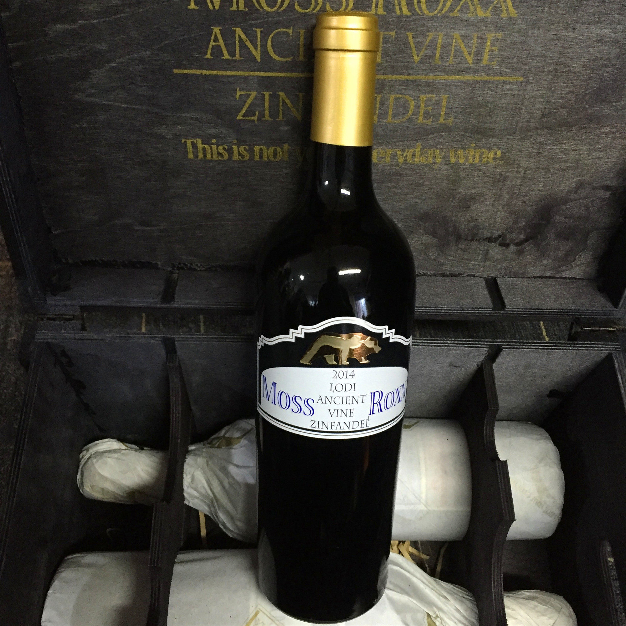 红葡萄酒美国加州金熊mossroxx古藤粉黛1支干红静态