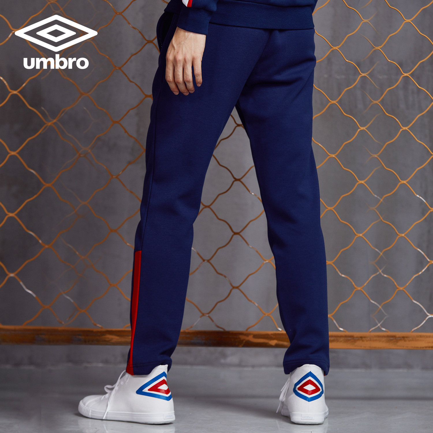 茵宝umbro秋季运动裤男休闲长裤简约直筒卫裤长裤足球跑步运动服