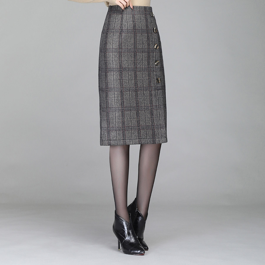 2021裙女呢子格子一步款开中长半身秋冬臀裙半身裙