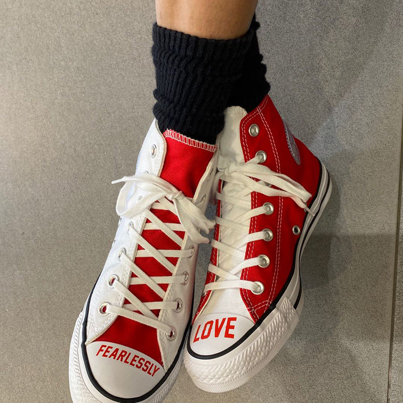 匡威女鞋情人节限定lovefearlessly拼接撞色高帮帆布鞋帆布鞋