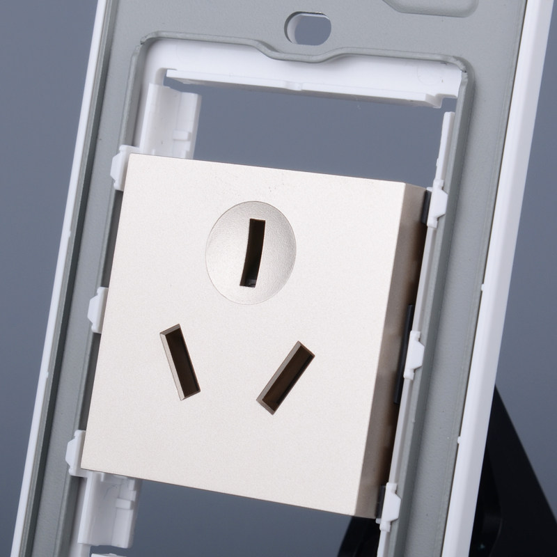 正泰电工120型new9l安全钢架墙壁开关插座金色三孔插座