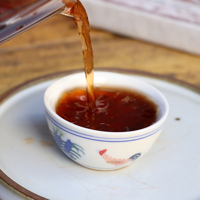 易武普洱茶叶正山金砖200g宫廷金芽熟厚透润滑普洱