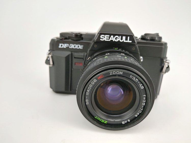 全新海鸥df300e单反胶卷胶片机套机学生手套机库存旁轴相机