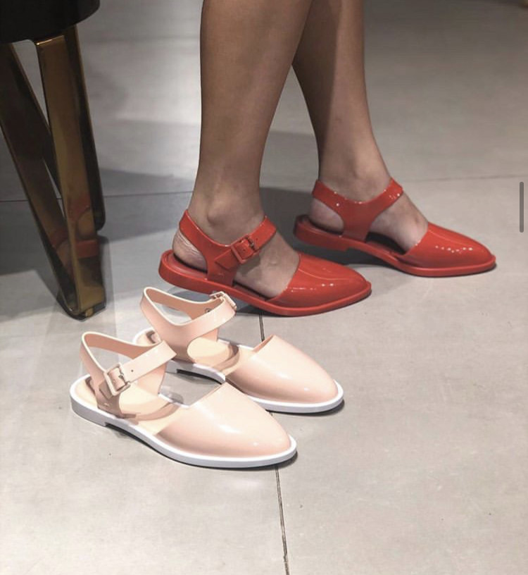 凉鞋2021年夏季新品梅丽莎女鞋melissa果冻尖头巴西时装凉鞋