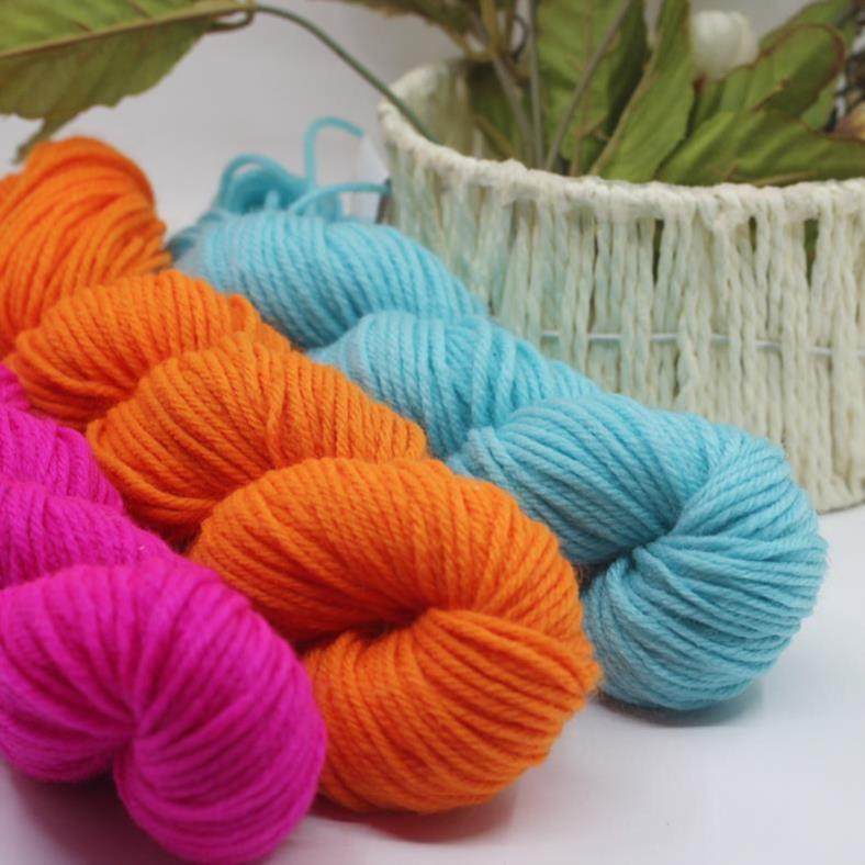 女士春秋毛线手工编织毛衣耐磨编制手织中细毛线