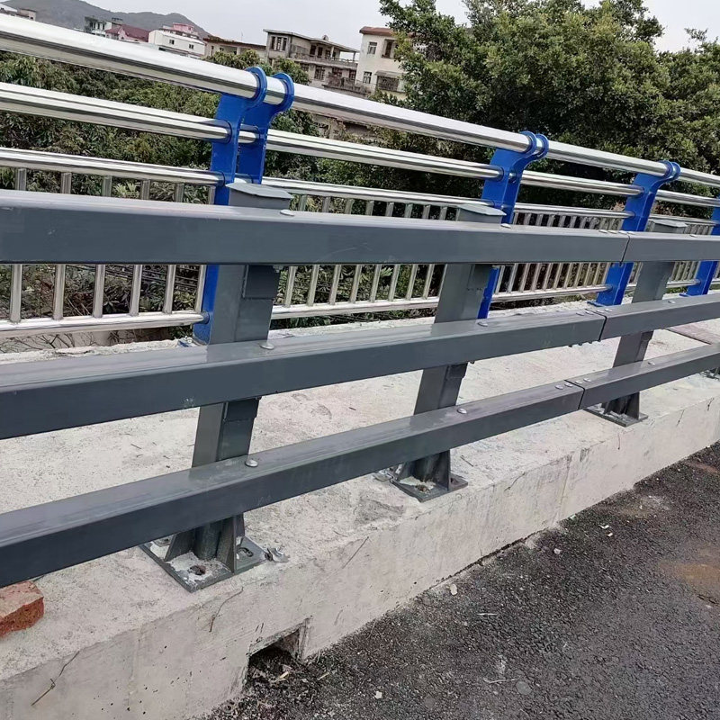 河道不锈钢桥梁护栏铝合金防撞方钢栏杆镀锌钢管护栏