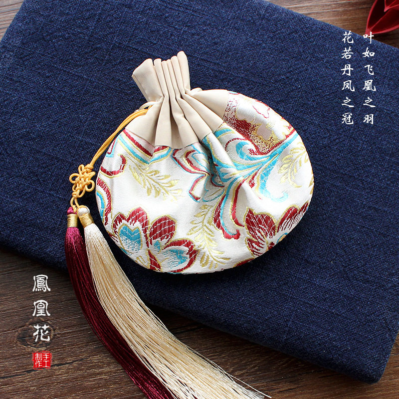香囊凤凰友人外国袋送锦囊包锦囊锦缎薰衣草随身香包