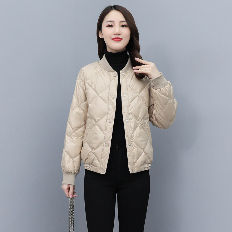 短款休闲小个子显瘦鸭绒白鸭绒轻薄时尚新款冬季羽绒服