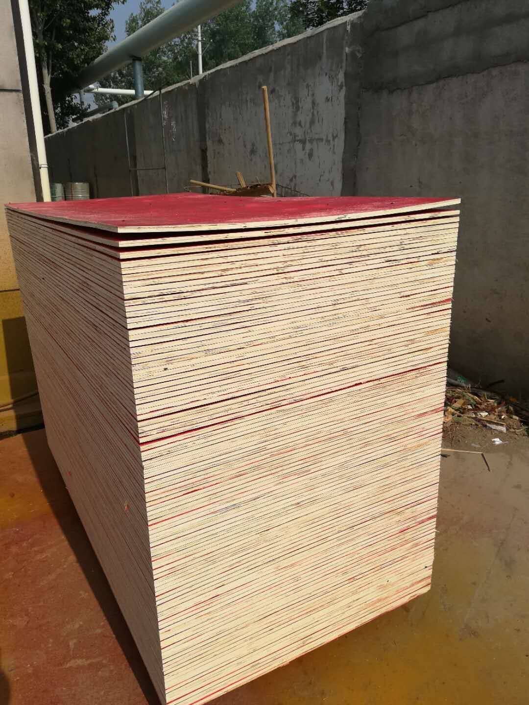 建筑水杨91.5壳子木板红板防水模板毫米覆膜建筑模板