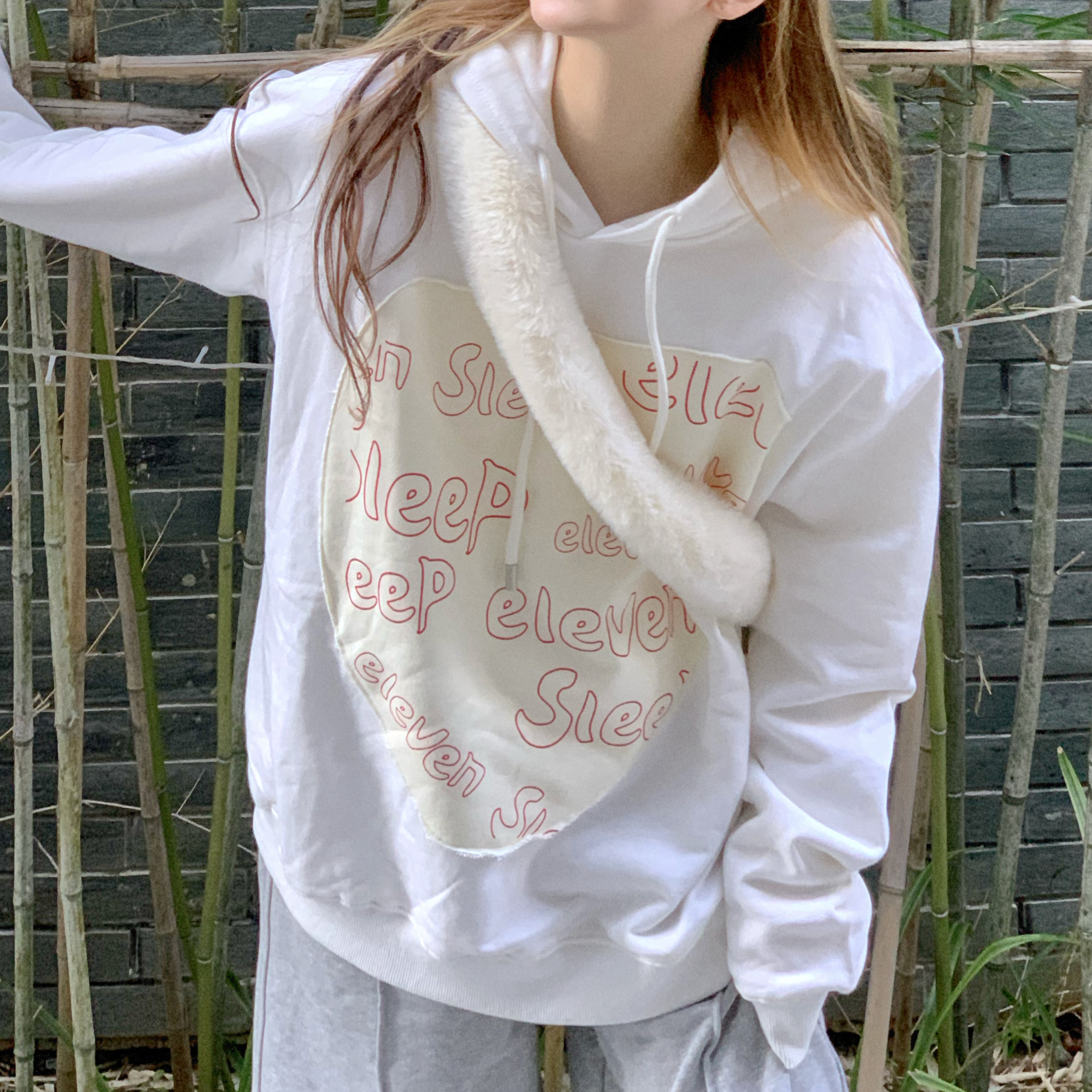 ELEVEN SLEEP春秋爱心贴布绣字母拼接连帽卫衣男女宽松情侣帽衫潮