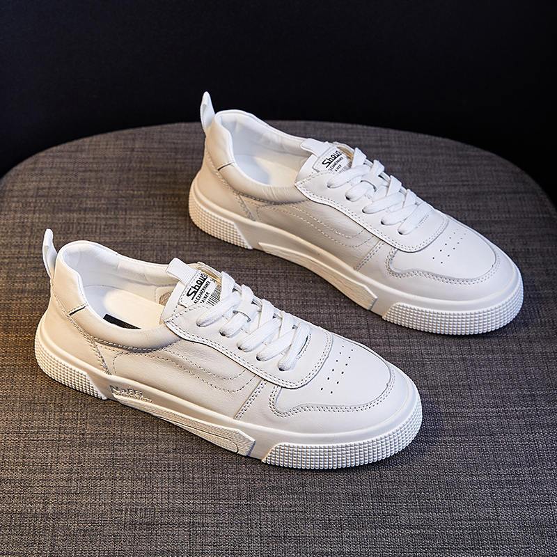 真皮小白鞋女2022年新款女鞋网红百搭学生春夏季平底休闲爆款板鞋