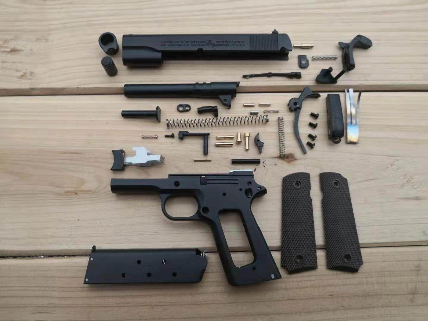 205合金帝国柯尔尔特m1911军迷金属可拆卸抛壳枪其他模型玩具