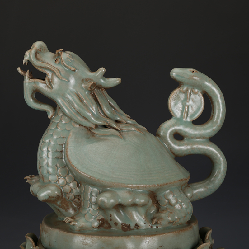 宋汝窑粉青釉莲座麒麟香薰古董古玩收藏品老货仿古摆件