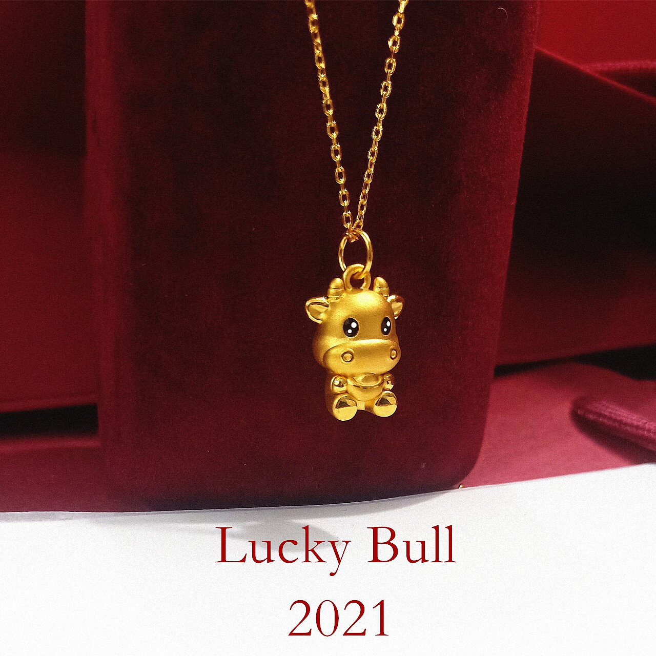 香港luckybull吉牛项链黄金锁骨纯银生肖牛本项链