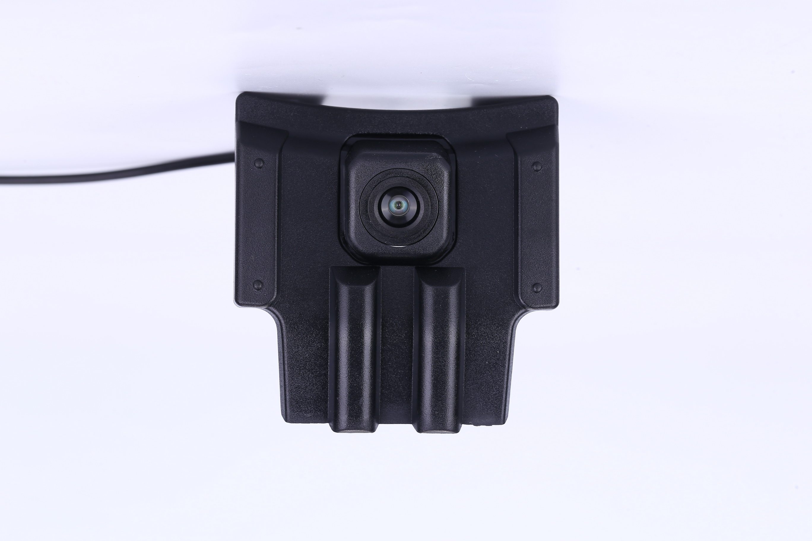 适用2018款丰田普拉多霸道汽车专用前视前置车标车载摄像头