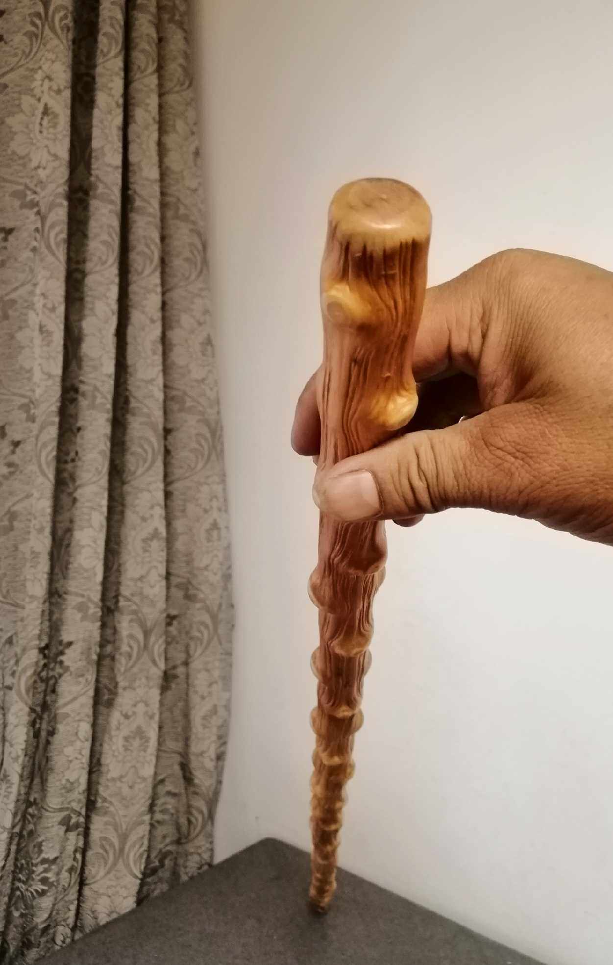 云南太极砸伤落石鞭杆兵器陀螺武术木直降龙陀螺