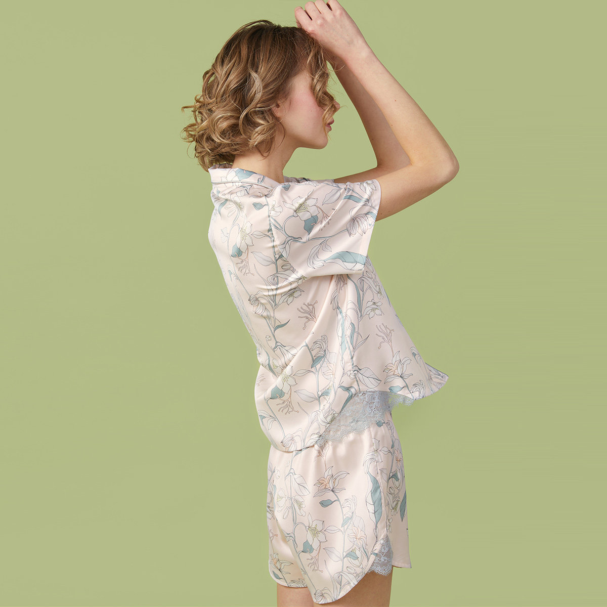 pjm夏季冰丝睡衣女薄款短袖短裤衬衫式可爱宽松可外穿家居服套装